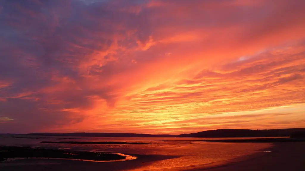 Is red sea red in colour?