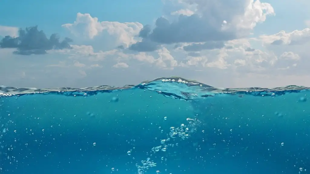 Is the red sea a lake?