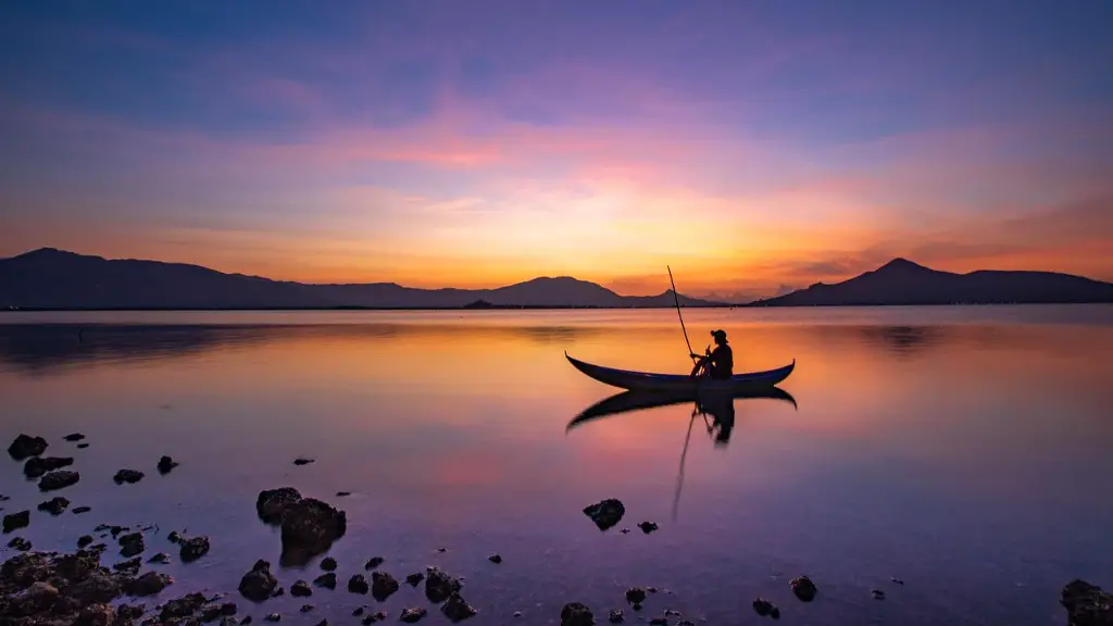 How wide is the red sea at port ghalib?