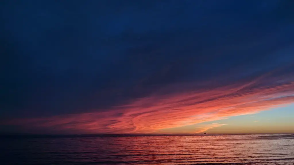 How wide is the red sea?