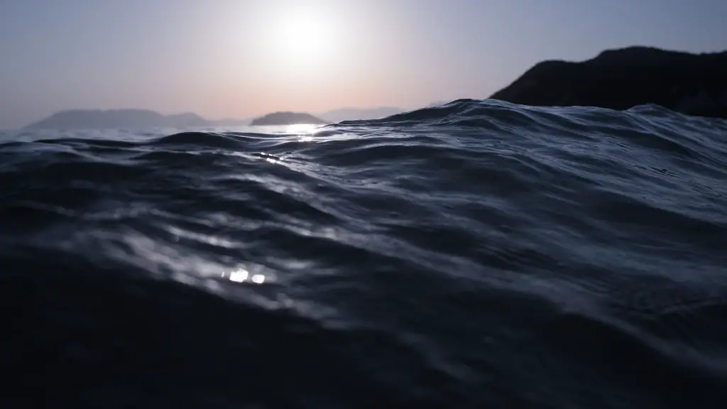 Is the red sea a lake?