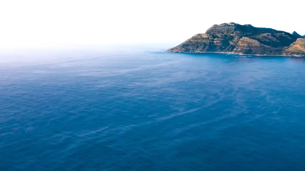 How moses parted the red sea?