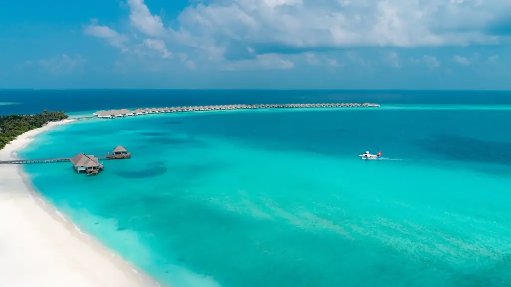 A blue island in the red sea?